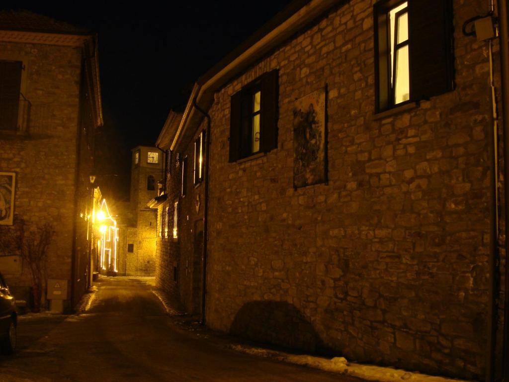 Ristorante Albergo 'L Bunet Cortemilia Exteriér fotografie